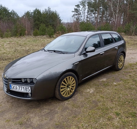 Alfa Romeo 159 cena 16999 przebieg: 349000, rok produkcji 2011 z Żukowo małe 121